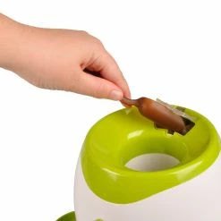 Flamingo Jouet Chien Wilson Jouet Automatique De Balle Et Friandises Interactif+ Balle De Tennis 18cm -Nourritures pour chien d02d84837cc127bb173bb9e5f10de9b88ed48e3b4c29e34edd506d9c7c35b525 scaled